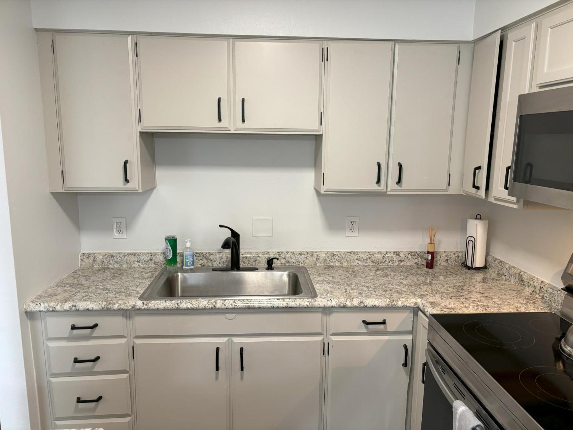 Peaceful Park 2 Bedroom Remodeled Family Suite Granite City ภายนอก รูปภาพ